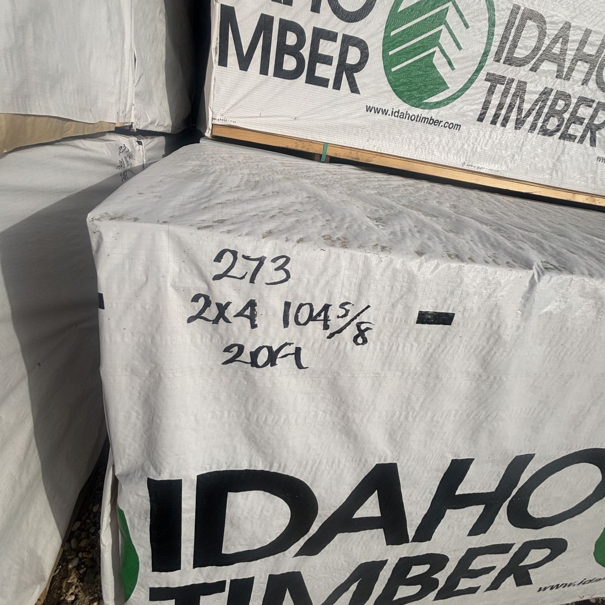 2×4×104-5/8″ #2 kiln-dried Douglas Fir lumber staged at our Boise lumberyard closeup view